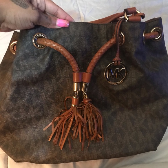 Preowned Authentic Michael Kors Large Gathered Logo Drawstring Handbag - Picture 2 of 7